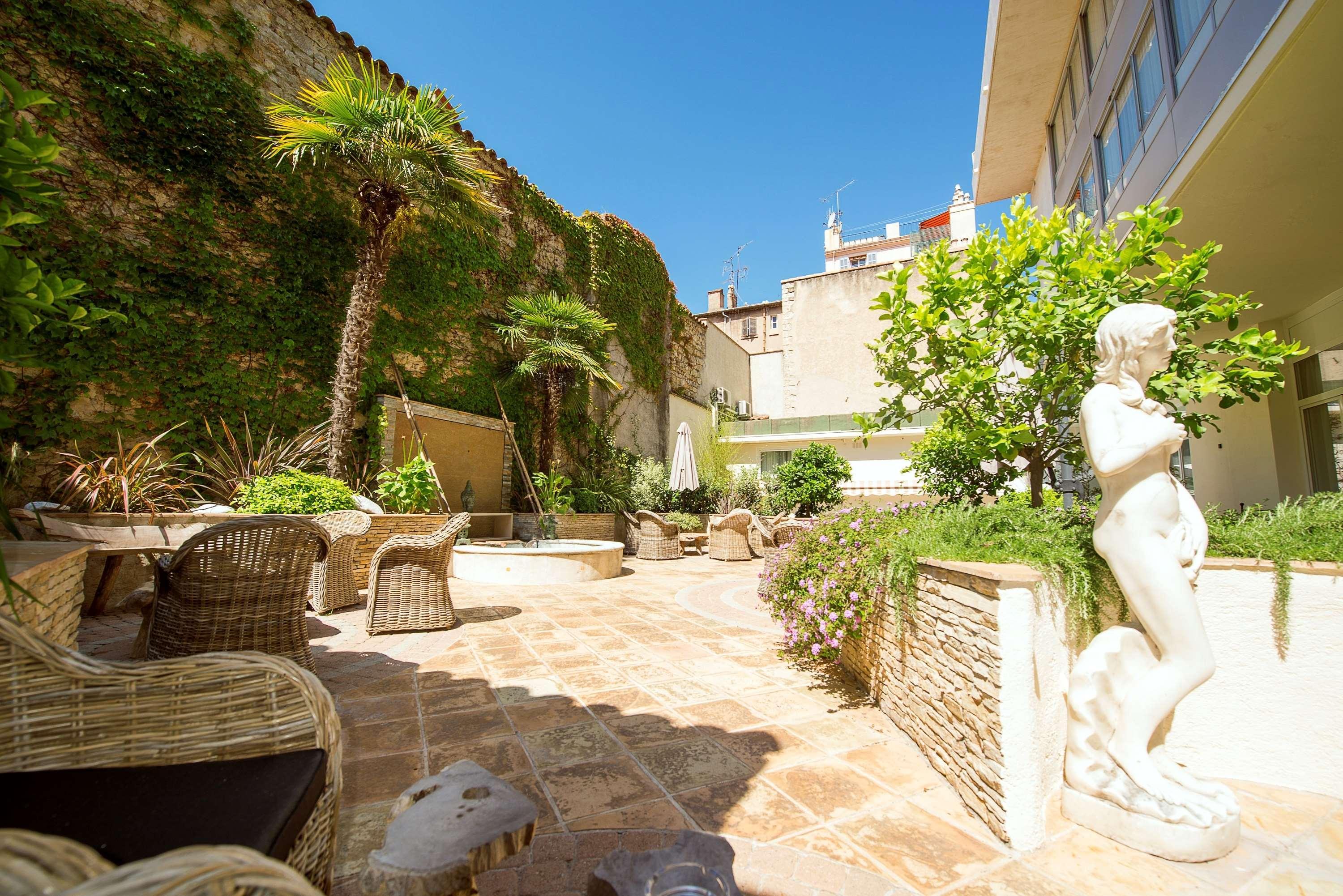 Best Western Premier Le Patio Des Artistes Wellness Jacuzzi Cannes Bagian luar foto