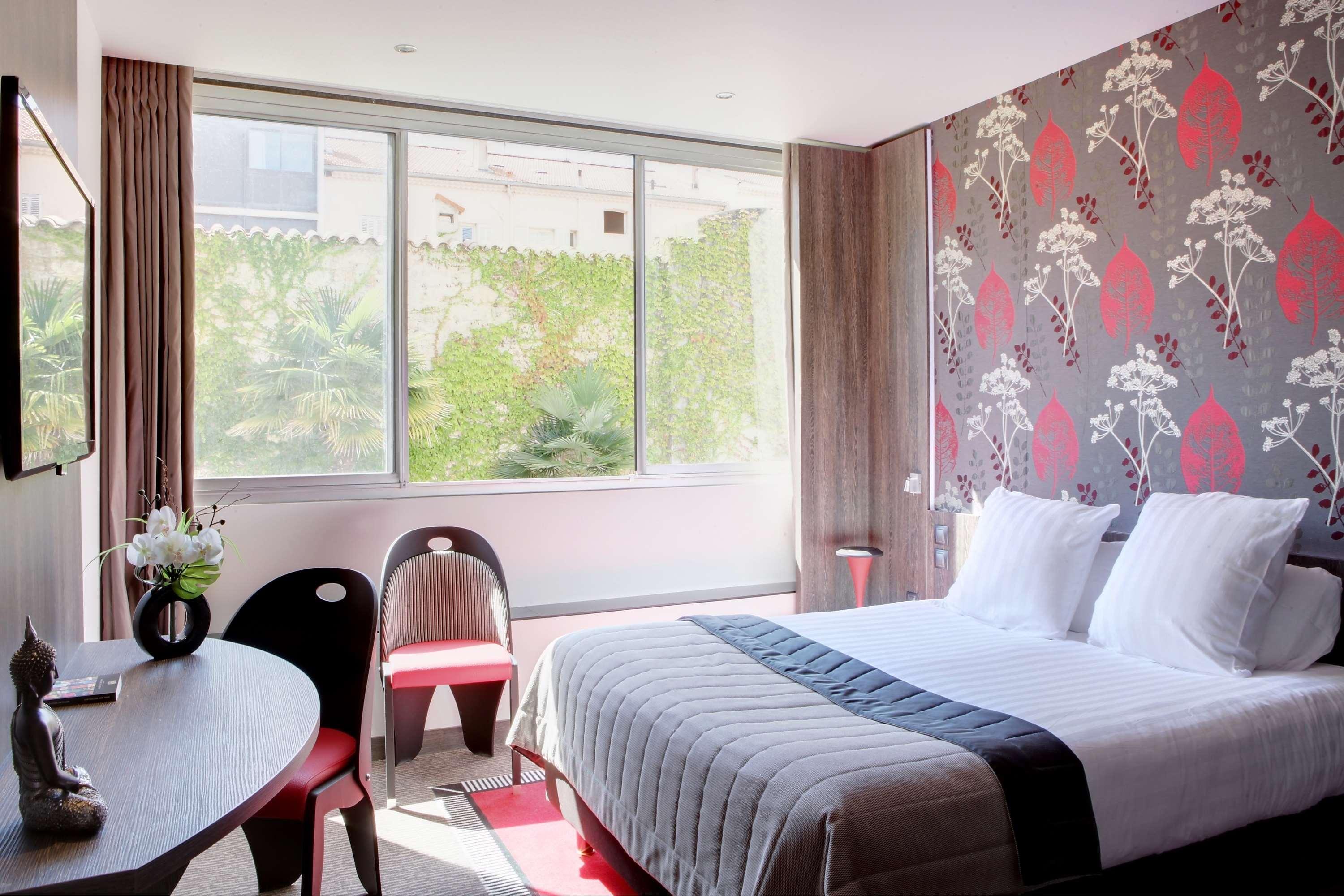 Best Western Premier Le Patio Des Artistes Wellness Jacuzzi Cannes Bagian luar foto